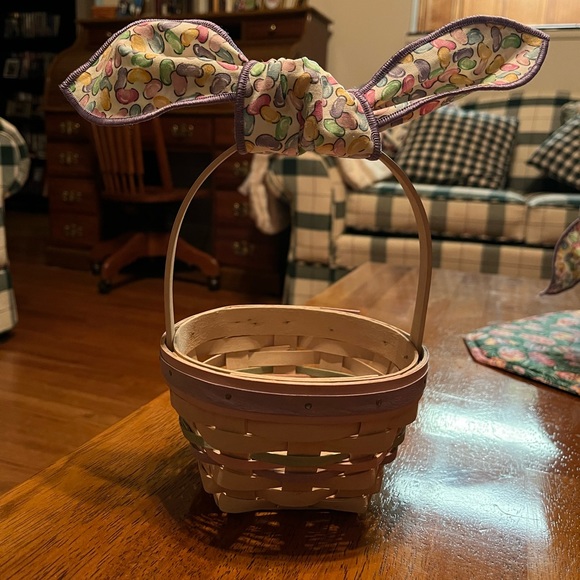 Longaberger 2000 Easter Basket - Picture 5 of 15